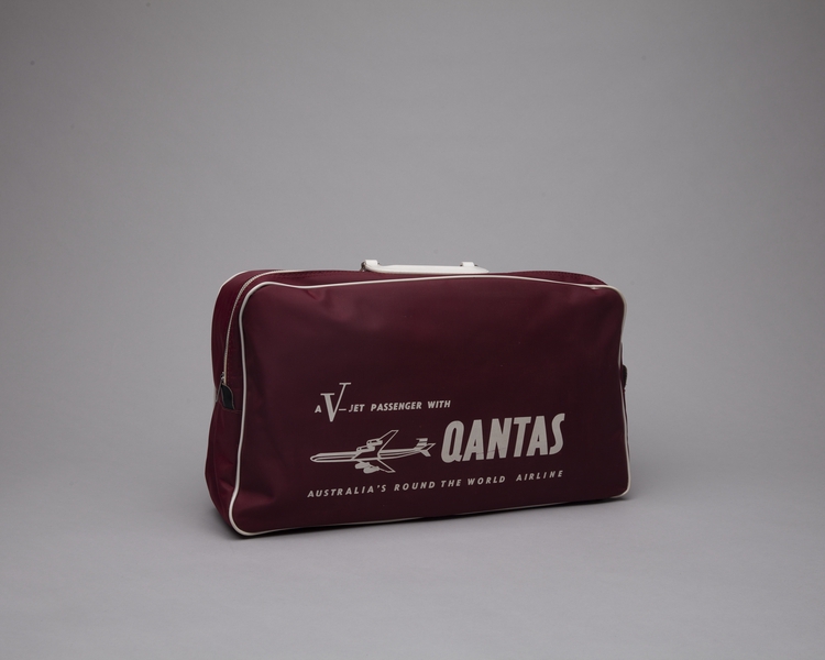 Image: airline bag: Qantas Empire Airways
