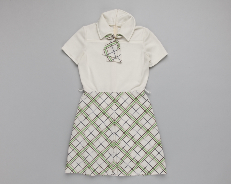 Image: air hostess dress: TWA (Trans World Airlines), summer