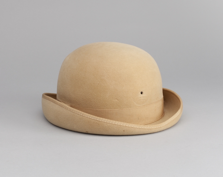 Image: stewardess hat: Pan American World Airways