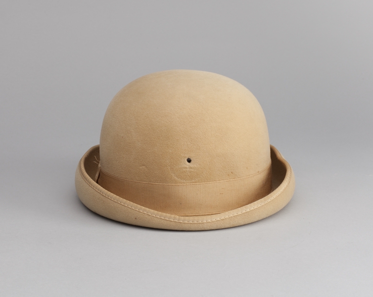 Image: stewardess hat: Pan American World Airways