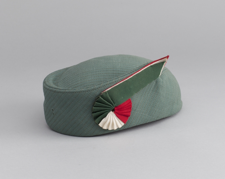 Image: air hostess hat: TWA (Trans World Airlines), "green summer"
