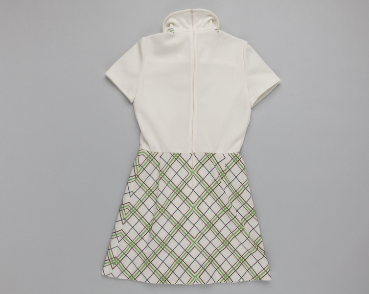 Image: air hostess dress: TWA (Trans World Airlines), summer