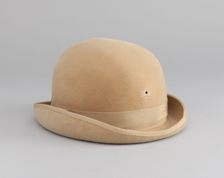 Image: stewardess hat: Pan American World Airways