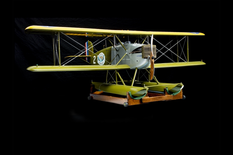 Image: model aircraft: Douglas World Cruiser "Chicago" and cradle