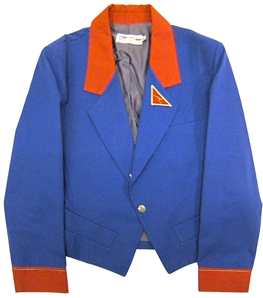 Image: flight attendant jacket: Qantas Airways