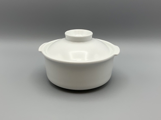 Image: dish with lid: China Airlines