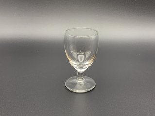 Image: cordial glass: China Airlines