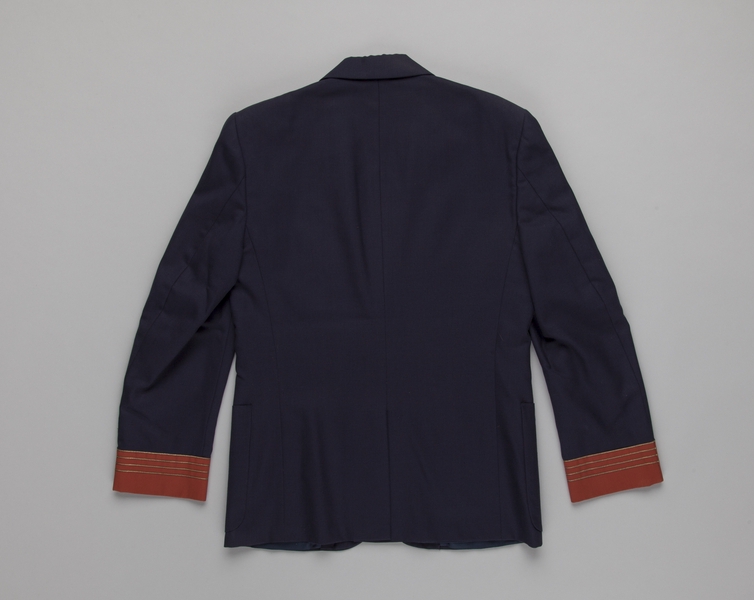 Image: flight service director jacket (male): Qantas Airways