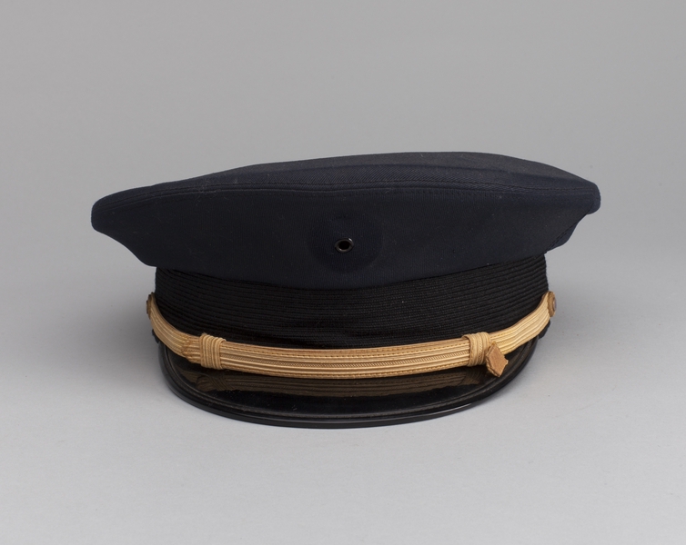 Image: flight officer cap: Pan American Airways