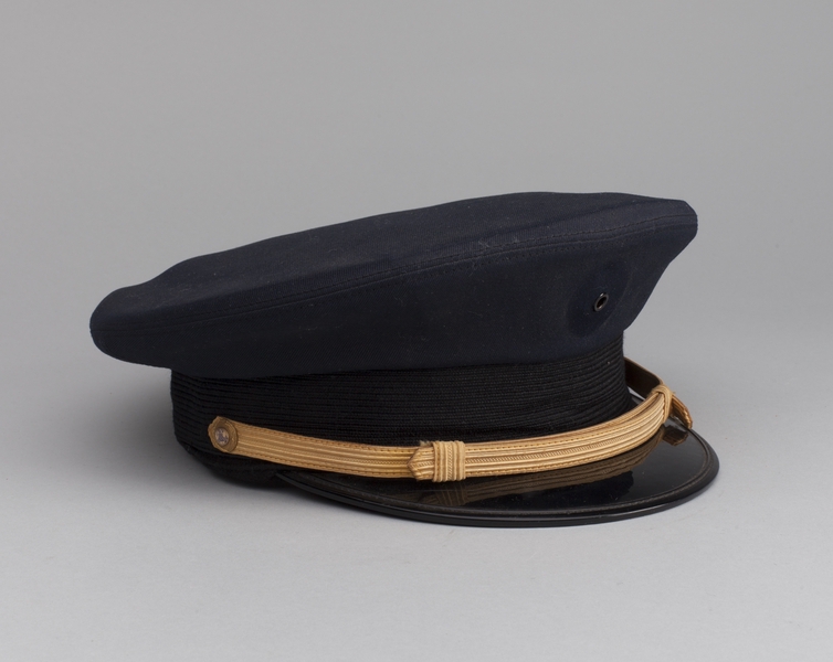 Image: flight officer cap: Pan American Airways