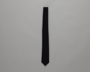 Image: flight attendant (male) necktie: Pan American Airways, purser