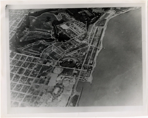 Image: photograph: San Francisco, aerial views over the Presidio and Crissy Field