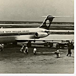 Image #1: postcard: ALM Antillean Airlines, Douglas DC-9