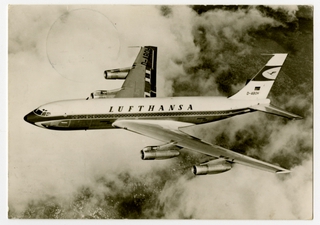 Image: postcard: Lufthansa, Boeing 720B