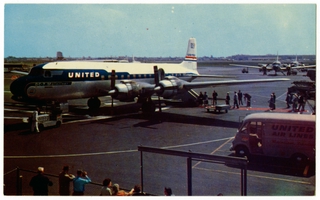 Image: postcard: United Air Lines, Douglas DC-7, Los Angeles International Airport