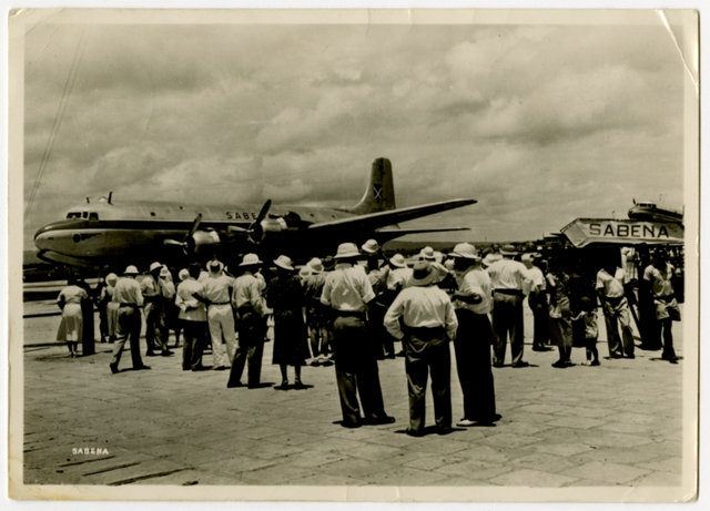 Postcard: Sabena Belgian Air Lines, Douglas DC-4, Leopoldsville Airport