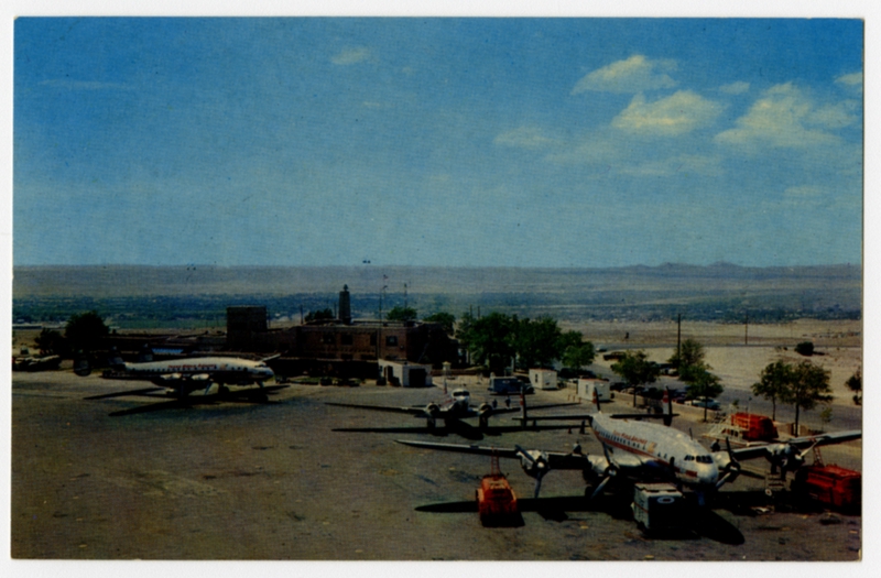 Image: postcard: Albuquerque Airport, Lockheed Constellation, TWA