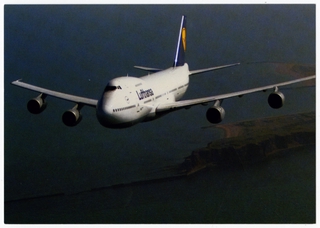 Image: postcard: Lufthansa, Boeing 747-200