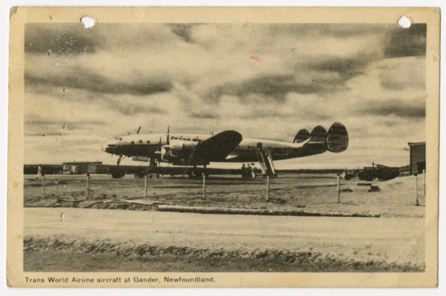 Postcard: TWA (Trans World Airlines), Lockheed Constellation, Gander Airport