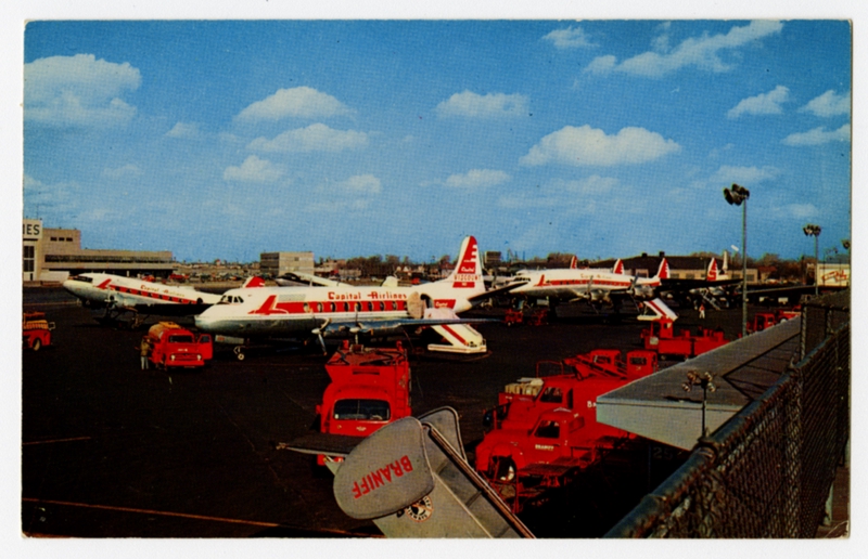 Image: postcard: Chicago Midway Airport, Vickers Viscount, Douglas DC-3, Lockheed Constellation, Capital Airlines