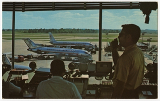 Image: postcard: American Airlines, Boeing 727, Greater Cincinnati Airport