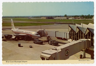 Image: postcard: American Airlines, Boeing 707, Indianapolis Airport