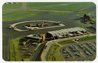 Image: postcard: Allentown - Bethlehem - Easton Airport