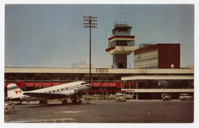 Postcard: Mexico City Airport, Mexicana Airlines