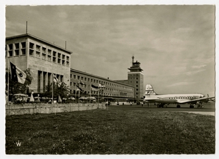 Image: postcard: Munich-Reim Airport, Douglas DC-4, Pan American World Airways