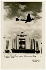 Image: postcard: Canadian Colonial Airways, Douglas DC-3, LaGuardia Airport