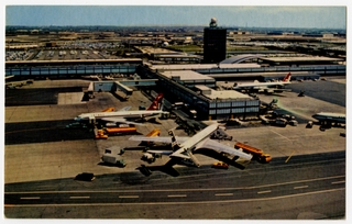 Image: postcard: New York International Airport, Qantas, BOAC, Boeing 707