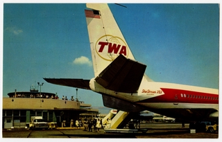 Image: postcard: TWA, Boeing 707, Pittsburgh Airport