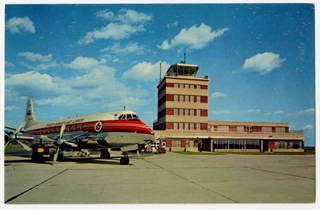 Image: postcard: Trans-Canada Air Lines, Vickers Viscount, Quebec Airport