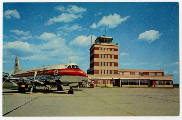 Postcard: Trans-Canada Air Lines, Vickers Viscount, Quebec Airport