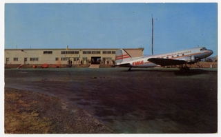 Image: postcard: TWA (Trans World Airlines), Douglas DC-3, Wilkes Barre-Scranton Airport