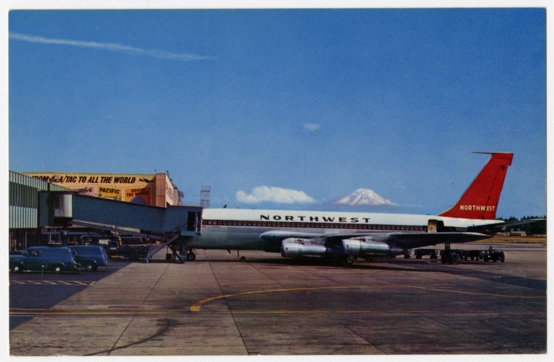 Image: postcard: Seattle - Tacoma International Airport, Northwest Airlines, Boeing 720B