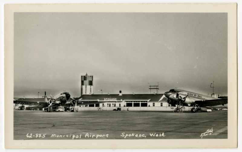 Image: postcard: Spokane Municipal Airport, United Air Lines