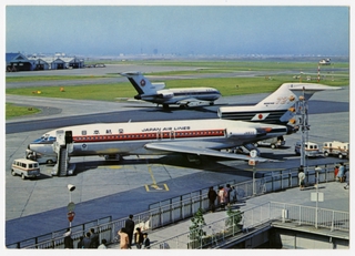 Image: postcard: Tokyo Haneda Airport, JAL (Japan Air Lines), Boeing 727