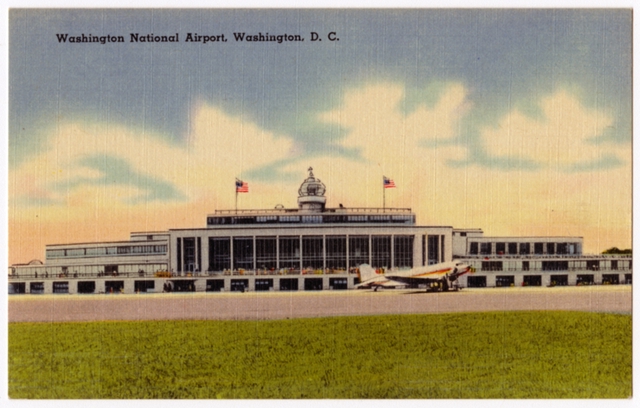 Postcard: Washington National Airport, Douglas DC-3