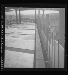 Image: negative: San Francisco International Airport (SFO), Contract 130 Terminal Building Construction, construction workers
