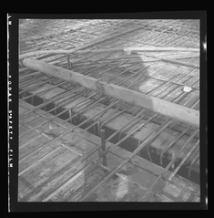 Image: negative: San Francisco International Airport (SFO), Contract 130 Terminal Building Construction, construction workers