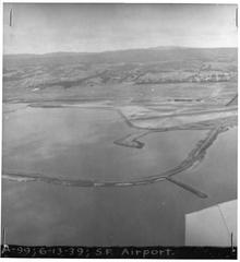 Image: photograph: San Francisco Airport, aerial