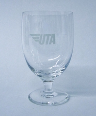 Image: wine glass: Union de Transports Aériens (UTA)