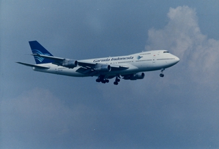 Image: photograph: Garuda Indonesia, Boeing 747-200