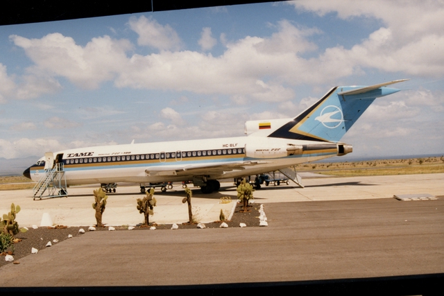 Photograph: TAME (Transportes Aereos Militares Ecuatorianos), Boeing 727-100