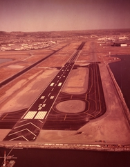 Image: photograph: San Francisco International Airport (SFO), aerial view