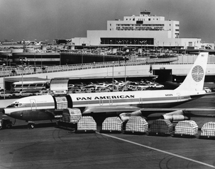 Image: photograph: San Francisco International Airport (SFO), Terminal Building, Pan American World Airways, Boeing 707-321CF Advanced Jet Clipper Titian