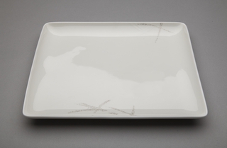 Image: entree plate: Cathay Pacific Airways