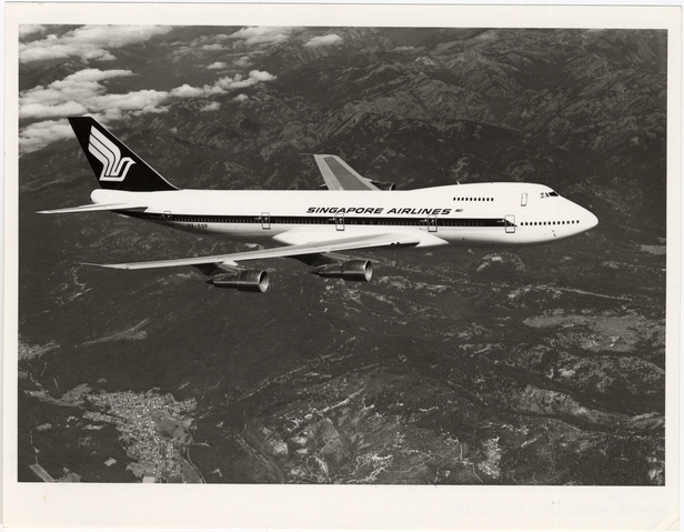 Photograph: Singapore Airlines, Boeing 747-200