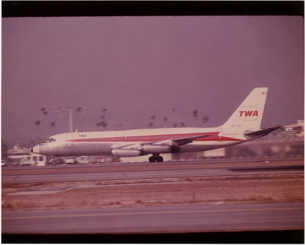 Photograph: TWA (Trans World Airlines), Convair 880